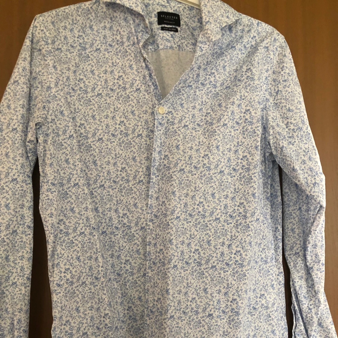 Skjorta med mönster