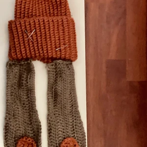 Bunny eat hat - Beanie with bunny ears!