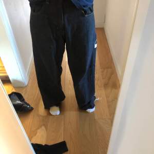 säljer mina jeans som jag aldrig använder längre, köpte de på rudecru för ca 750kr i somras. 