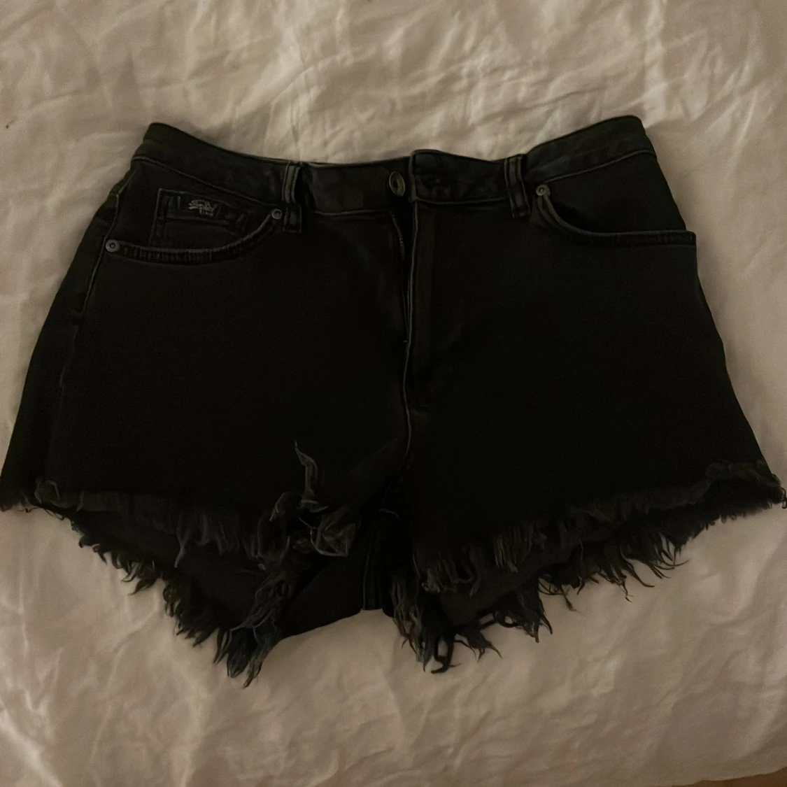 Svarta jeansshorts
