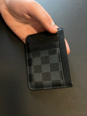 Lv korthållare - Pris kan diskuteras för snabb affär 