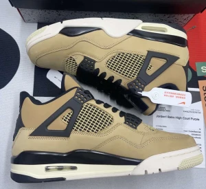 Jordan 4 - Jordan 4  helt nya finna många storlekar 37-44