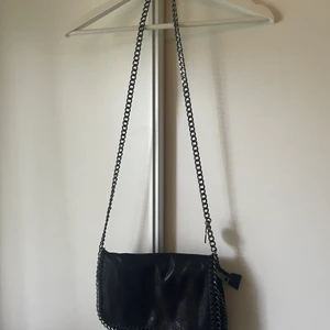 Väska  - Sparsamt använd 