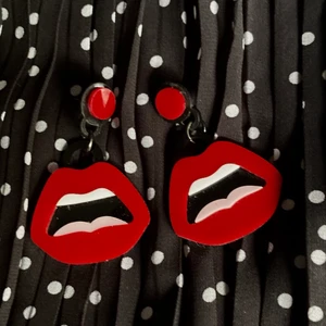 Rockabilly örhängen 🎸 - Fri frakt 🎸