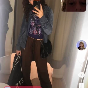 Linnebyxor - Super snygga linne byxor köpta från hm i somras, skulle gärna vela byta mot ett par svarta eller vita. Men annars bra pris så kan nån köpa❤️‍🔥