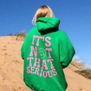 Hoodie med tryck  - Super snygg hoodie med tryck 300 plus frakt 