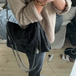 Stella McCartney liknande väska! - Fint skick! Skriv privat för frågor