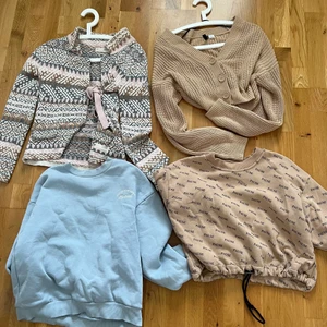 Koftor/ jackor - Koftor jackor från 50kr och uppåt. Antingen byta eller köpa. Postas samma dag. Strlk xs-s. 