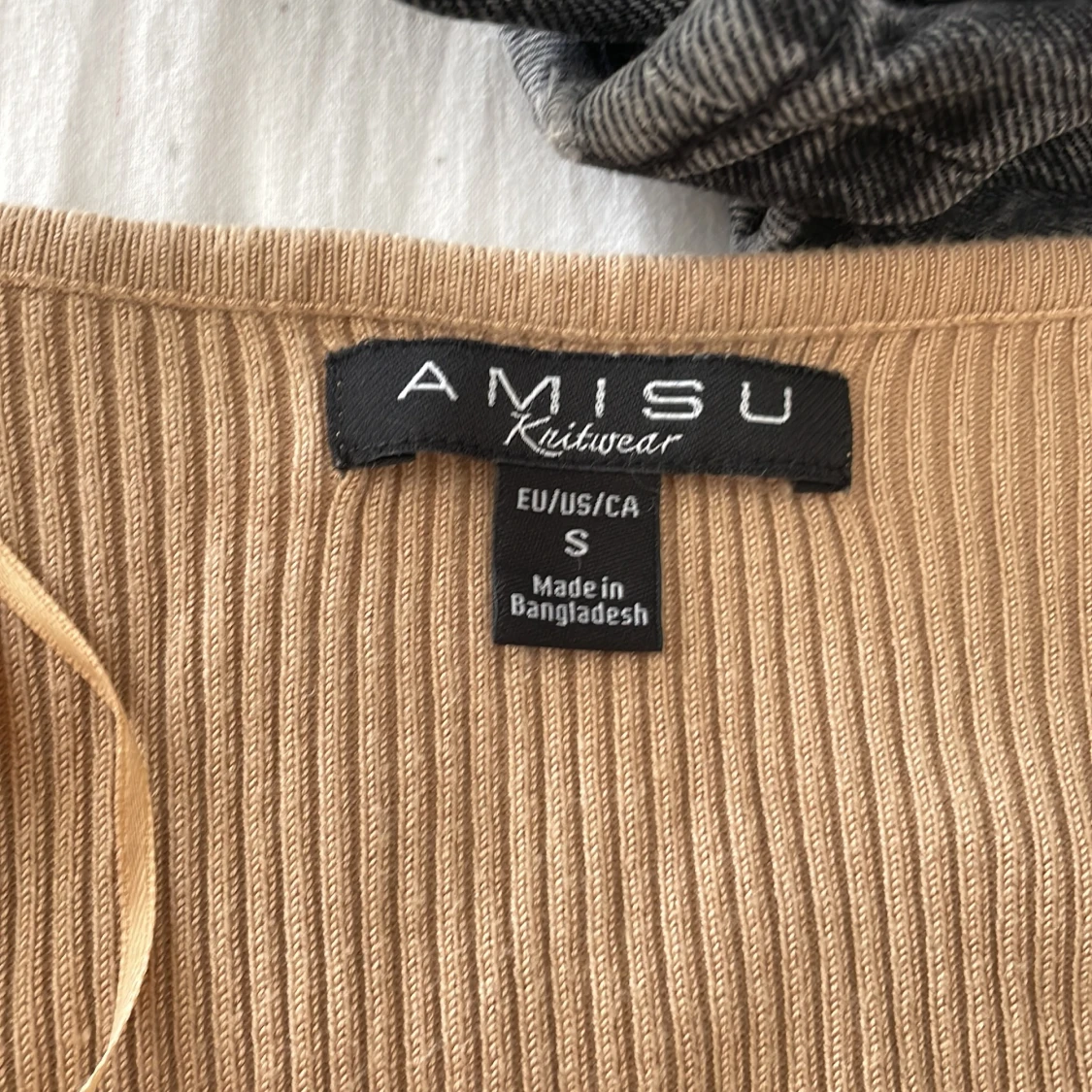 Ribbad tröja beige/brun  - 91