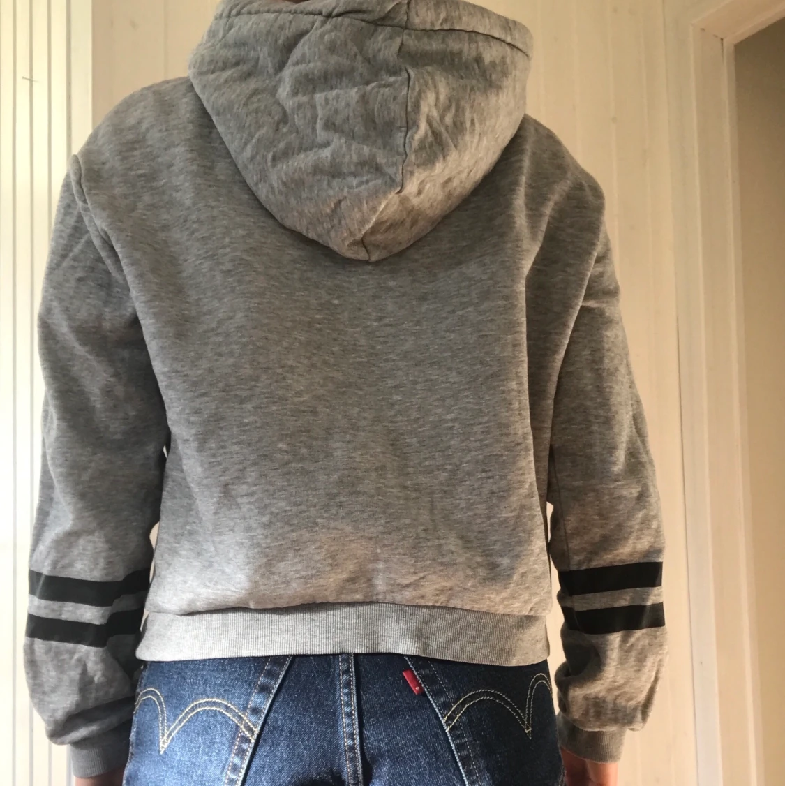 Grå sport hoodie - 90