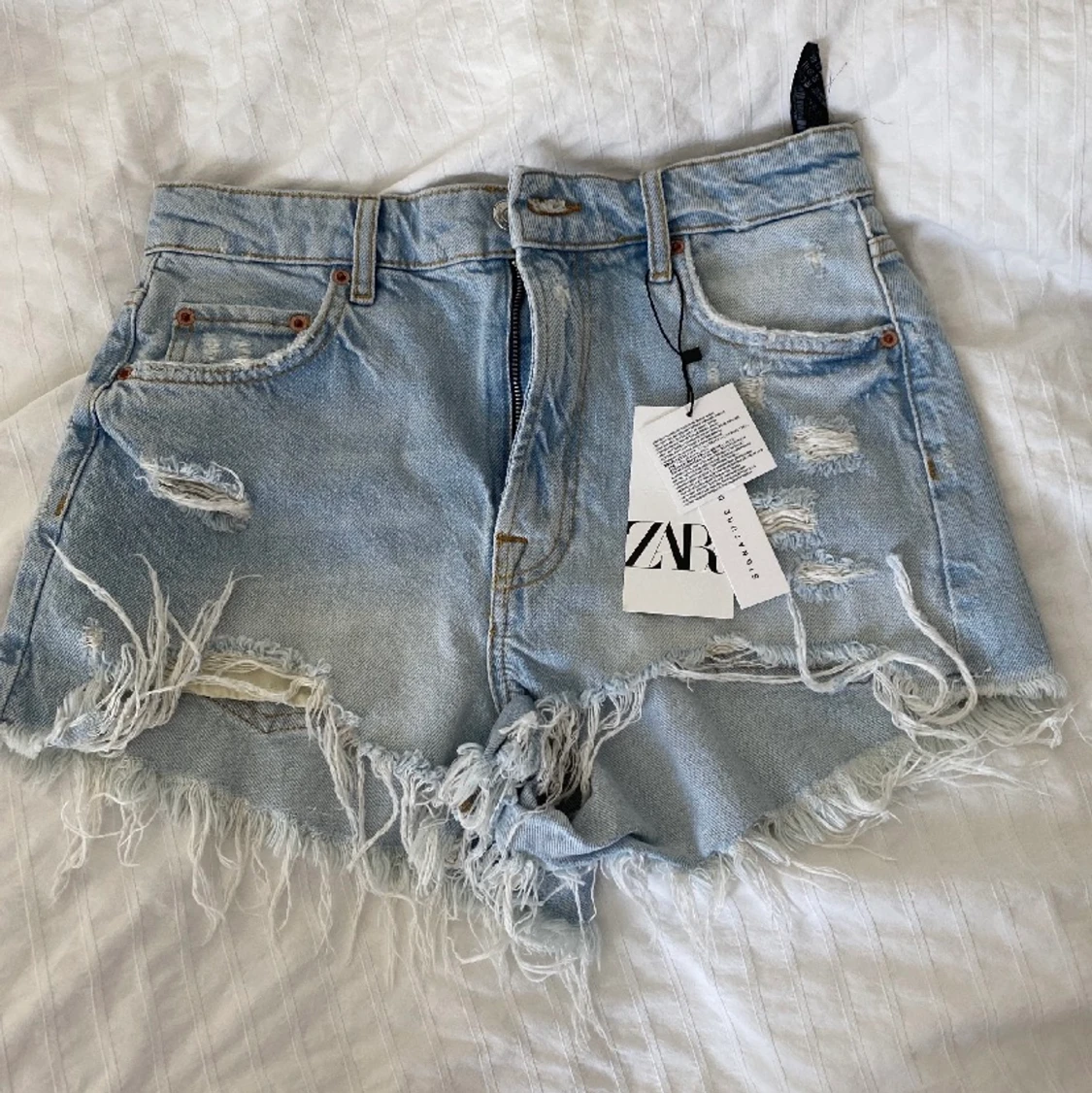 Jeansshorts zara, helt slutsålda  - 91