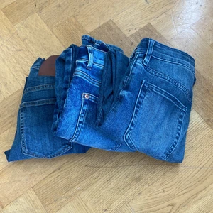 Jeans 3st 146cm - 3st Jeans i bra skick, storlek 146. 