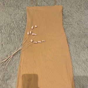 ZARA klänning, strl: M - Endast använd en gång, nyskick.  