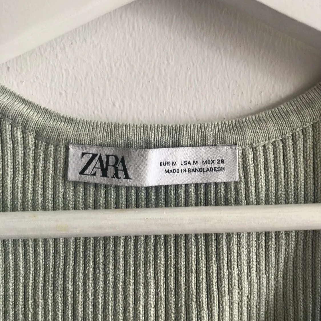 Ljusgrön topp från zara - 91