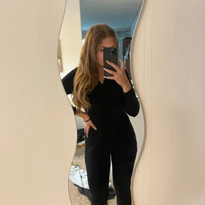 Bodysuit PLT - Snygg bodysuit från PLT! 