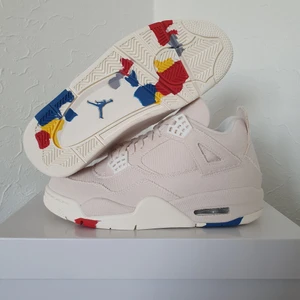Nike Air Jordan 4 "Blank Canvas" - Säljer Nike Air Jordan 4 "Blank Canvas"  Storlek: W US 8,5 | EU 40 | 👟  Skick: 10/10 DS  Pris: 3099kr  Kvitto finns!