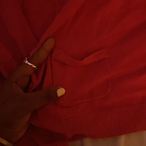 Cardigan kofta - Säljer denna jätte söta cardiganen/koftan ifrån hm, koftan är i M. Köparen står för frakt