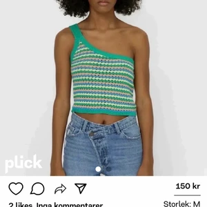 Stradivarius topp - Så fin topp. Passar xs-s. 🤍 Knappt använd