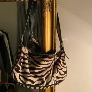 Leopardväska från Gina tricot