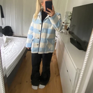 Rutig kappa - Från Bohoo i storlek 36 Bra skick  