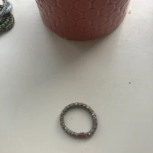 Kknekki  - Jätte fin färgglad Kknekki äkta och aldrig använd❤️❤️