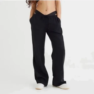 Linne byxor - INTRESSEKOLL!! Helt nya linnebyxor från hm med prislapp, storlek Xs. 