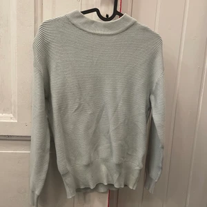 Blå tröja - Oanvänd