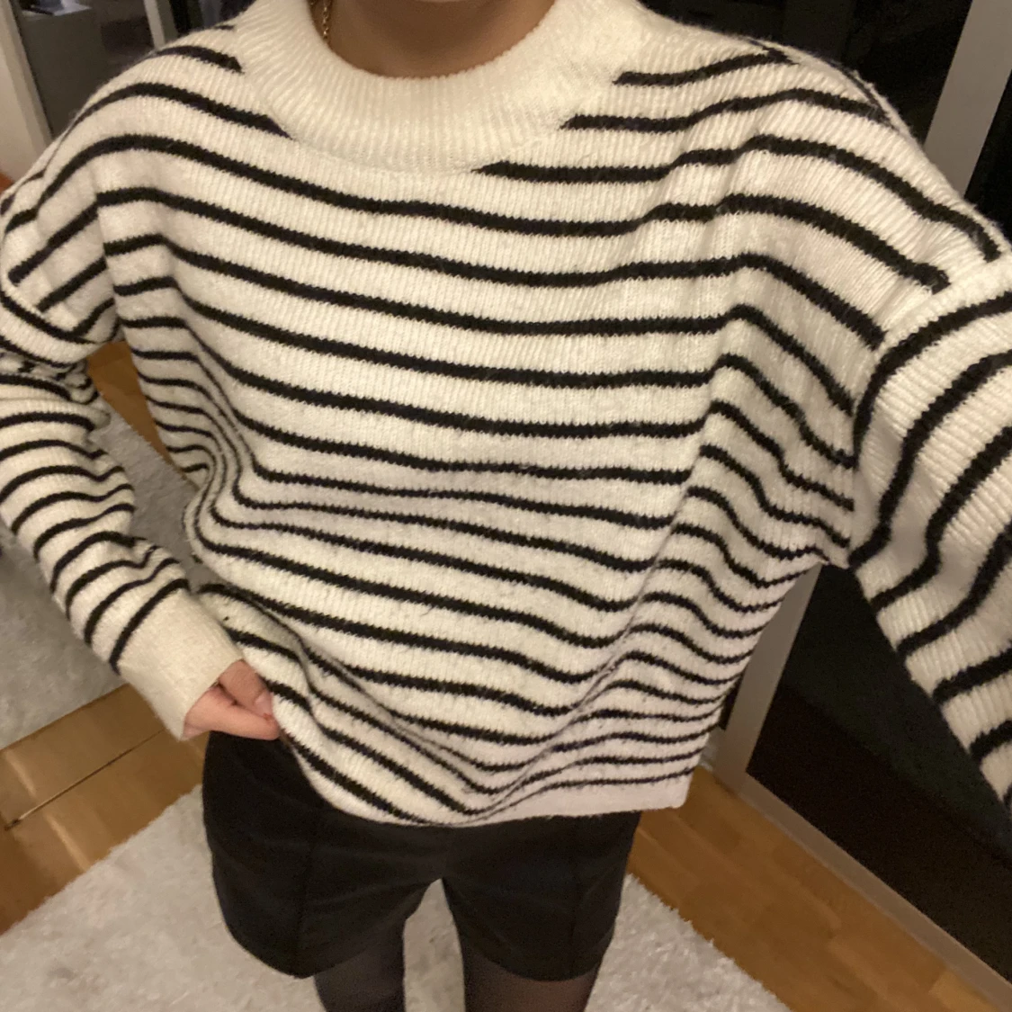 Randig stickad tröja  - 91