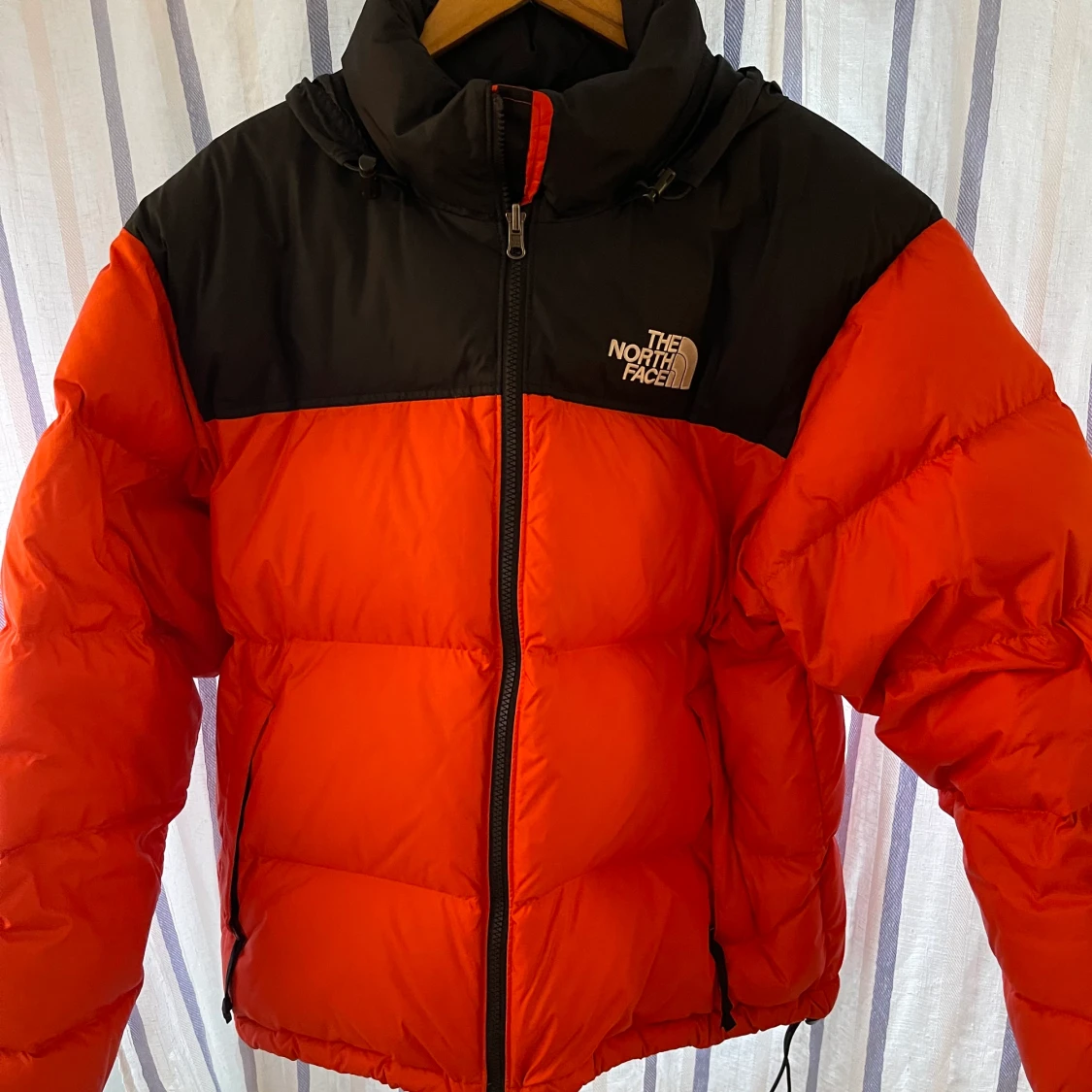 THE NORTH FACE puffer jacket size L