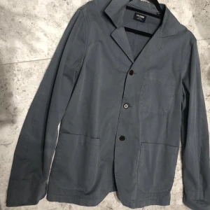 blå jacka - blå jacka aldrig använd och i mycket fint skick. utilisé une fois et de très bonne qualité. Painter Jacket Soft Moleskin - Grafit Price retail : 337 €