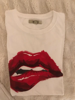 Tennis kissy shirt  - Good state and comfy ❤️‍🔥