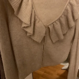 Stickad tröja från hm - stickad tröja, näst intill oanvänd