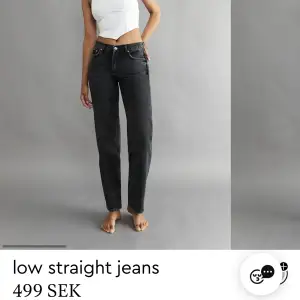 Grå low waist jeans i nyskick. 
