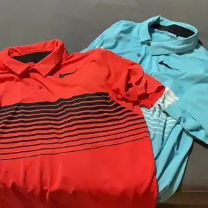 Två Nike piké tröjor