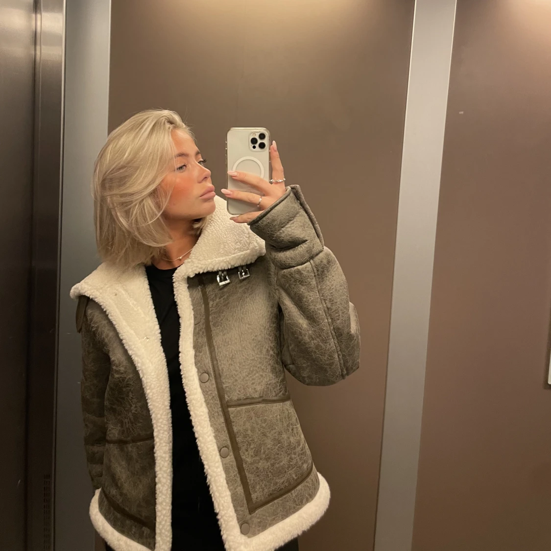 Josefine hj x NA-KD  - 90