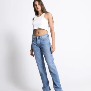 Jeans  - Jättefina jeans från lager 157 i modellen icon. Dom är använde 2-3 gånger Max. Köptes för 400kr