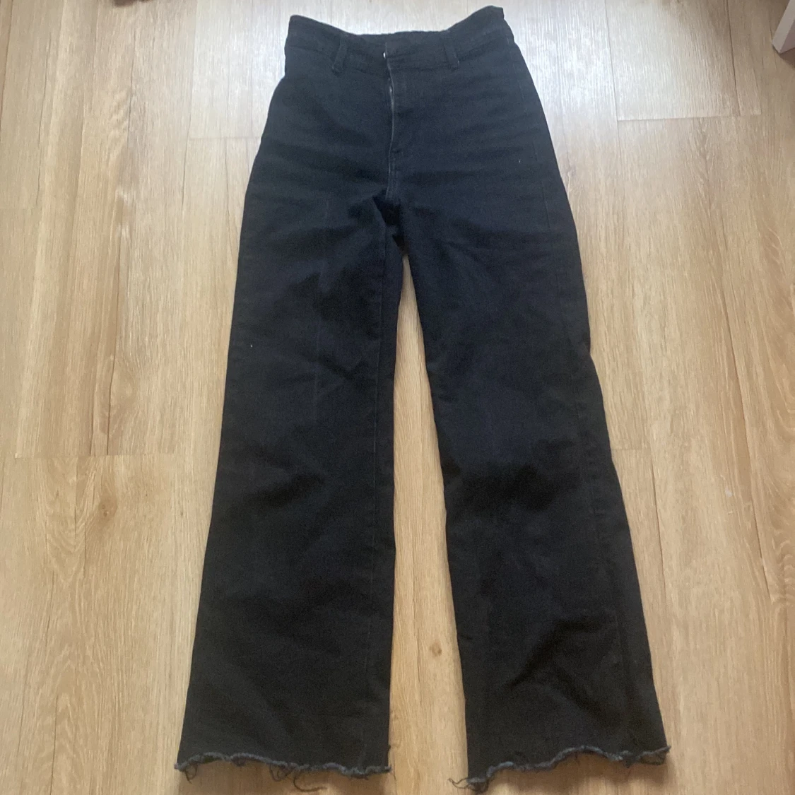 Svarta jeans  - 90