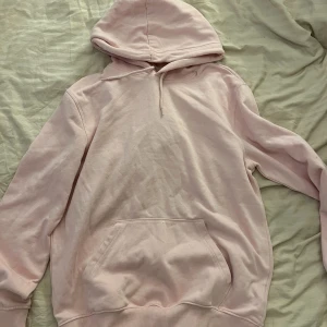 Hoodie - Från hm herravdelning i storlek S