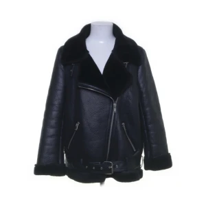 Zara jacka💕 - Jacka från zara i strl M, fint skick💕