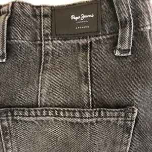 Pepe jeans  - Svart jeans från pepe jeans