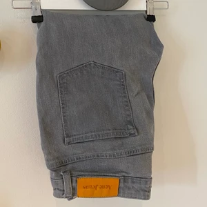 Acne jeans  - Ett par super snygga acne jeans! 🥰