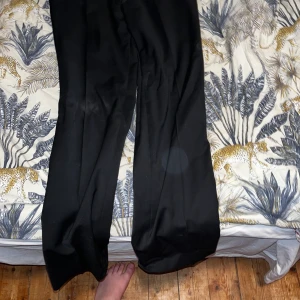 🇸🇪 Tiger of Sweden 🇸🇪 - Tillhör kavajen på min profil. Aldrig använda då den aldrig passat. Lol