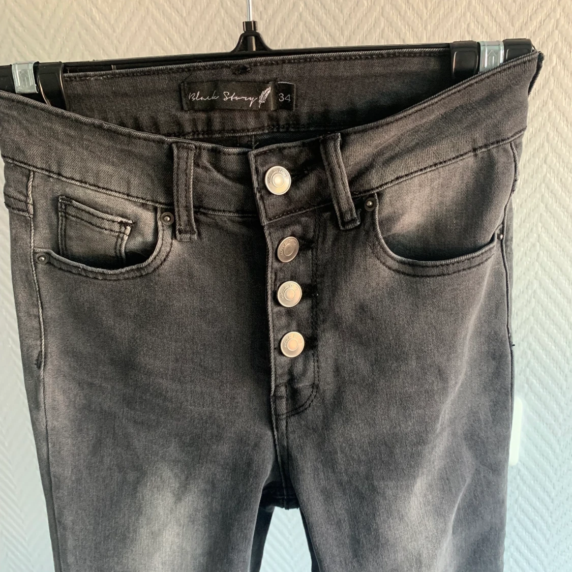 Jeans från Ullared storlek 34 - 90