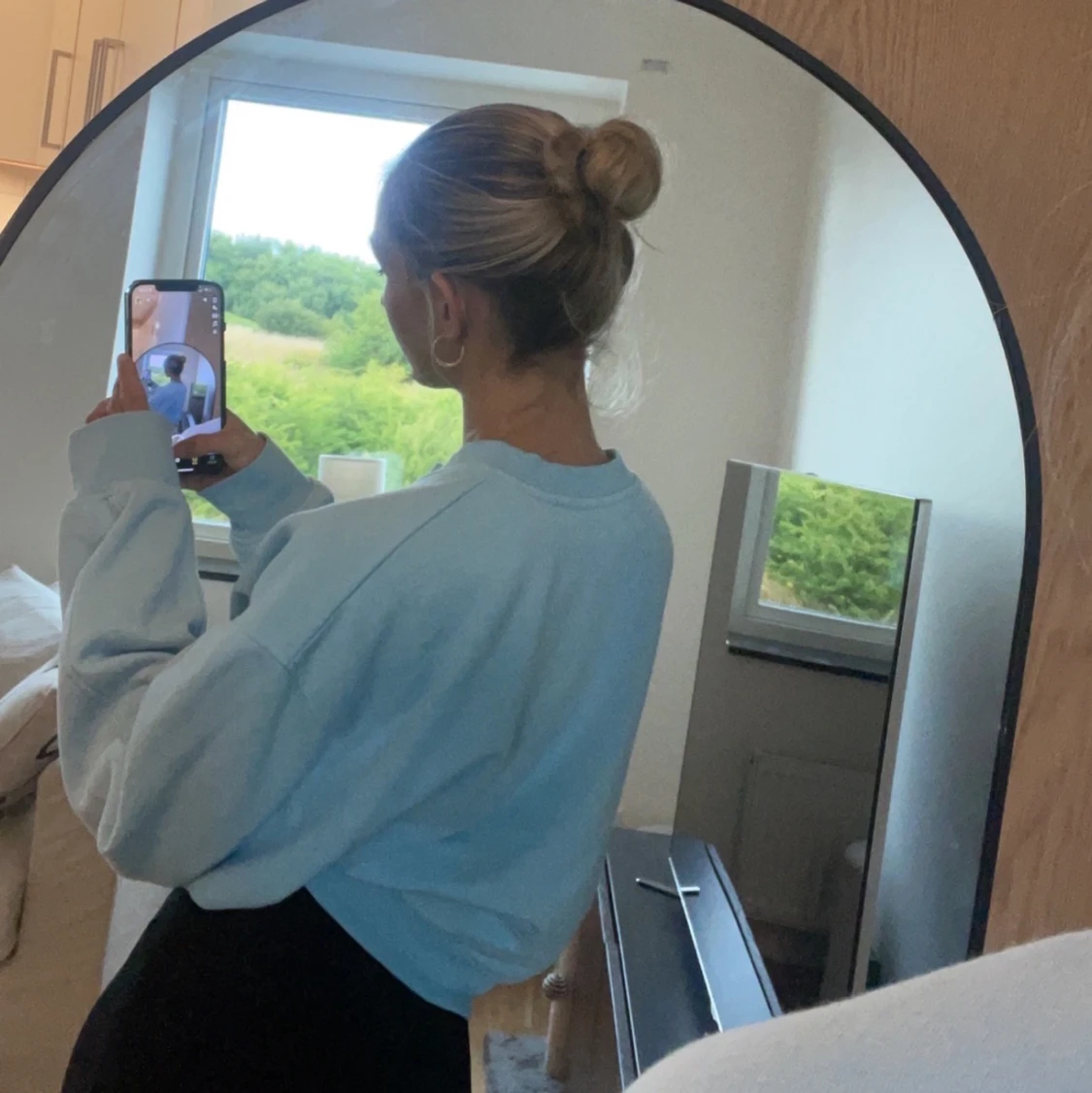 Finaste ljusblå tröjan! 