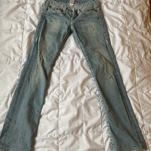 True religion - Jättefina true religion byxor men som tyvärr inte kommer till användning 