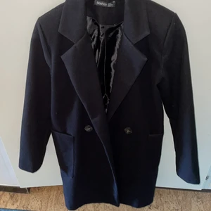 Boohoo kappa - Lång kappa till hösten storlek 36 