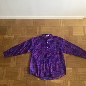 Silk button up shirt  - As good as new just not being used anymore 