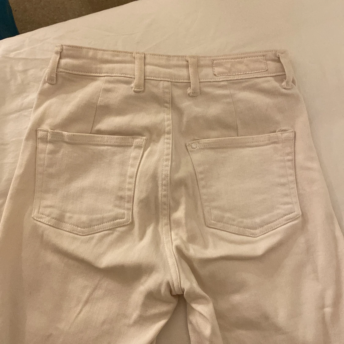 Colutte high waist denim från H&M  - 90