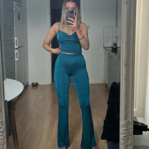 Set från pull&bear - Oanvänt set från pull&bear i strl 34 💙