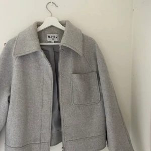 NAKD - Super fin jacka från NAKD i xs❤️ Passar till allt och en favorit :) Lånad bild från kontot Alexia ❤️ 425kr plus frakt 